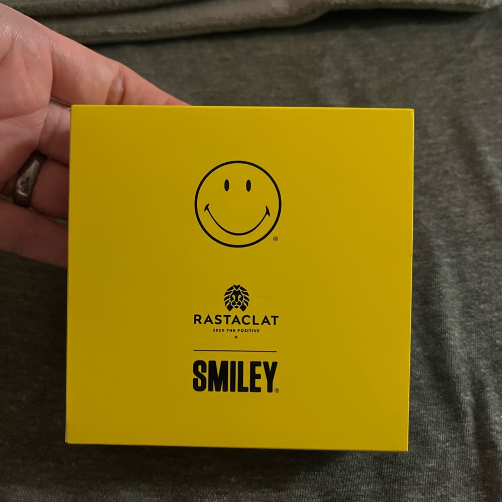 RASTACLAT Smiley Black Solid Marbled Beaded Bracelet M/L